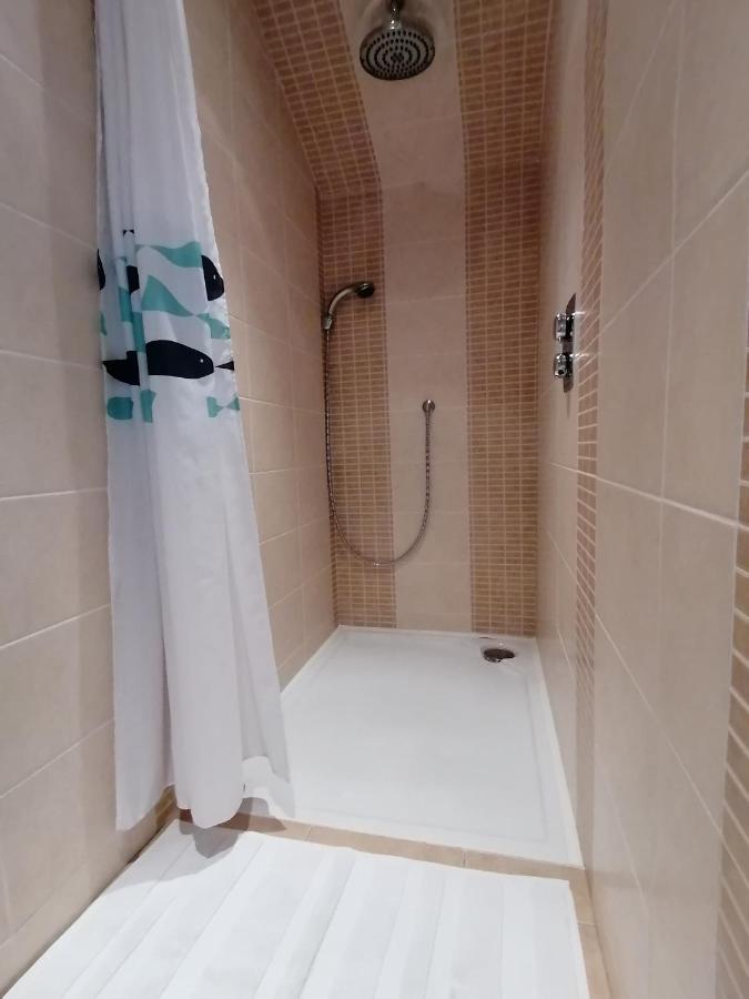 L'Atelier d'Arthur - Gîte chaleureux avec jacuzzi. Tenneville Extérieur photo